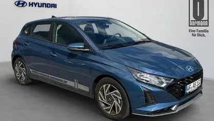 Blau metallic Gebraucht 2025 Hyundai i20 Trend Limousine | 19.990 € (Fairer Preis)