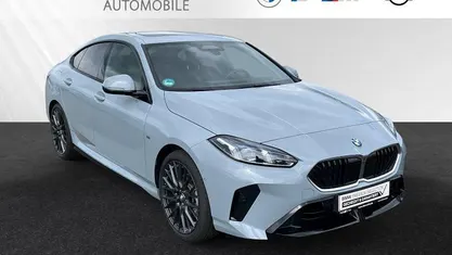 Novo BMW 220 M Sport 163 HP (119 kW) 2025 Cinzento Sedan