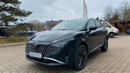 Neu Nissan Qashqai Tekna 158 PS (116 kW) 2025 Schwarzmet. SUV