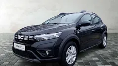 Gebraucht 2024 Dacia Sandero Expression Limousine | 17.800 € (Fairer Preis)