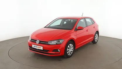 Rot Gebraucht 2018 VW Polo Comfortline Limousine | 13.260 € (Fairer Preis)