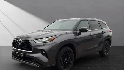 Gebraucht 2024 Toyota Highlander Luxury SUV | 62.990 € (Fairer Preis)