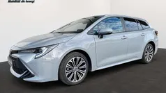 Grau Gebraucht 2022 Toyota Corolla Team Kombi | 22.990 € (Fairer Preis)