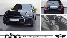 Schwarz Gebraucht 2023 Mini Cooper SE Kleinwagen | 23.630 € (Fairer Preis)