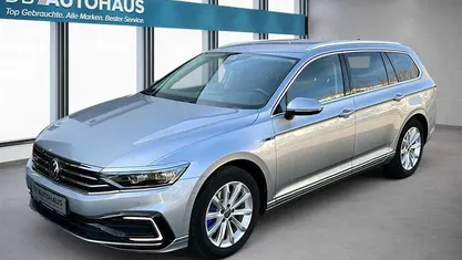 Gebraucht VW Passat GTE 218 PS (160 kW) 2022 Silber Kombi