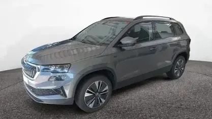 Gebraucht Skoda Karoq Tour 150 PS (110 kW) 2025 Graphite grey metallic SUV