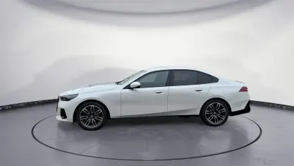 Nouvelle BMW 520 M Sport 197 ch (144 kW) 2026 Blanc Berline