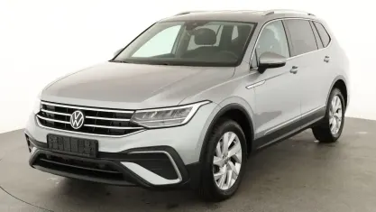 Gebraucht VW Tiguan Allspace Life 150 PS (110 kW) 2022 Pyrit silber metallic SUV