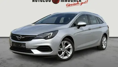 Gebraucht Opel Astra Business Elegance 122 PS (89 kW) 2021 Argon silber/ice silver (m2) Kombi