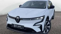 Arktisweiß Gebraucht 2022 Renault Mégane Evolution Limousine | 22.990 € (Fairer Preis)