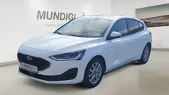Weiss Gebraucht 2022 Ford Focus Cool & Connect Limousine | 18.760 € (Guter Preis)