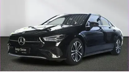 Gebraucht Mercedes CLA200 Advanced 163 PS (119 kW) 2025 Unilack nachtschwarz Coupé