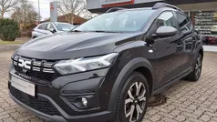Gebraucht 2023 Dacia Sandero Expression Kleinwagen | 15.890 € (Guter Preis)