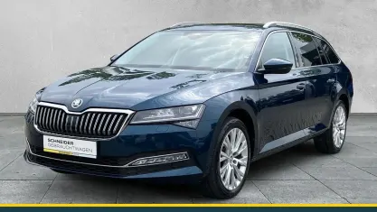 Gebraucht Skoda Superb Style 200 PS (147 kW) 2023 Blau Kombi