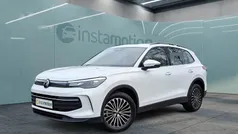 Weiß Gebraucht 2024 VW Tiguan Life SUV | 36.221 € (Fairer Preis)