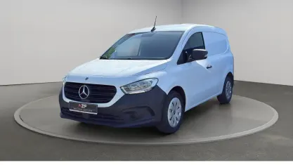 Gebraucht Mercedes Citan 110 95 PS (69 kW) 2022 Weiß Van / Kleinbus