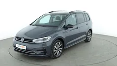Grau Gebraucht 2024 VW Touran Highline Van / Kleinbus | 34.490 € (Fairer Preis)