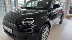 Gebraucht 2025 Fiat 500e Red Kleinwagen | 25.689 € (Fairer Preis)