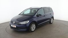 Blau Gebraucht 2018 VW Touran Comfortline Van / Kleinbus | 21.250 € (Fairer Preis)