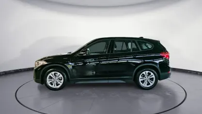 Gebraucht BMW X1 Advantage 220 PS (161 kW) 2020 Schwarz SUV