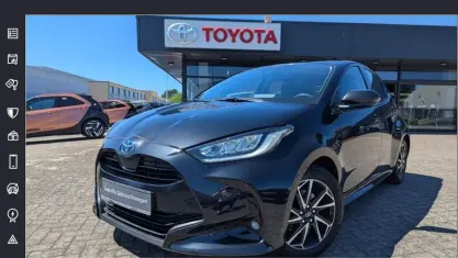 Gebraucht Toyota Yaris Hybrid Team 116 PS (85 kW) 2022 Mysticschwarz mica Kleinwagen