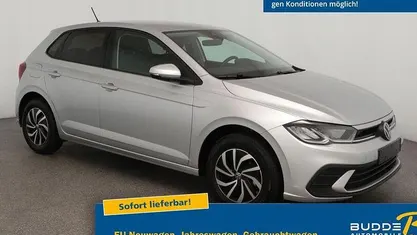 Reflexsilber metallic Gebraucht 2025 VW Polo Life Kleinwagen | 19.140 € (Fairer Preis)