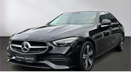 Gebraucht Mercedes C180 Avantgarde 170 PS (125 kW) 2025 Lack obsidianschwarz Limousine