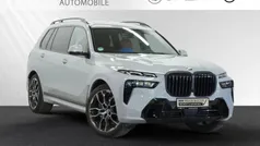 Brooklyn grau metallic Gebraucht 2024 BMW X7 M Sport SUV | 102.990 € (Superpreis)