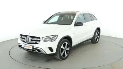 Gebraucht Mercedes GLC300e 122 PS (89 kW) 2020 Weiß SUV