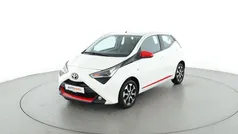 Weiß Gebraucht 2018 Toyota Aygo Connect Style Kleinwagen | 10.850 € (Fairer Preis)