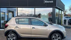 Beige Gebraucht 2019 Dacia Sandero Celebration Limousine | 10.650 € (Etwas zu teuer)