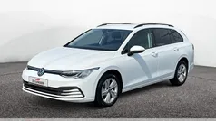 Gebraucht 2023 VW Golf VIII Life Kombi | 21.889 € (Fairer Preis)