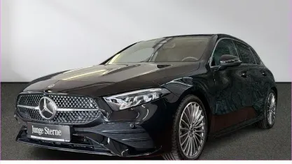 Gebraucht Mercedes A200 AMG 163 PS (119 kW) 2025 Schwarz Limousine