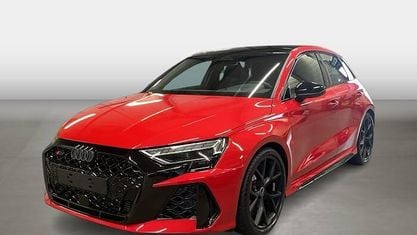 Ny Audi RS3 Ambiente 400 HK (294 kW) 2026 Rød Sedan