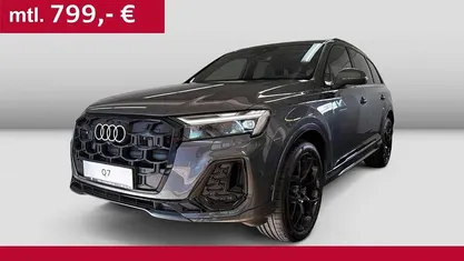 Grau Gebraucht 2025 Audi Q7 S-Line SUV | 85.790 € (Superpreis)