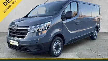 Neu Renault Trafic Komfort 149 PS (109 kW) 2025 Grau Van / Kleinbus