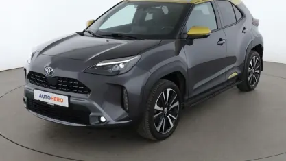 Gebraucht Toyota Yaris Cross Edition 116 PS (85 kW) 2021 Grau SUV