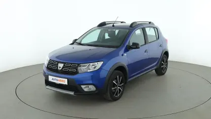Gebraucht Dacia Sandero Celebration 90 PS (66 kW) 2020 Blau Limousine