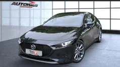 Jet black (schwarz) Gebraucht 2022 Mazda 3 Selection Limousine | 21.850 € (Fairer Preis)