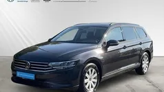 Gebraucht 2023 VW Passat Basis Kombi | 30.790 € (Guter Preis)