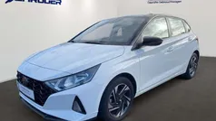 Weiss Gebraucht 2021 Hyundai i20 Intro Edition Limousine | 17.490 € (Fairer Preis)
