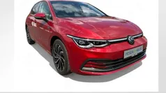 Kings red metallic Gebraucht 2023 VW Golf VIII Style Limousine | 24.990 € (Fairer Preis)