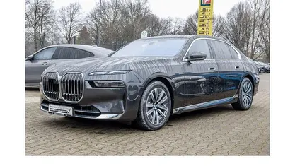 Gebraucht 2023 BMW 740 Executive Limousine | 80.888 €