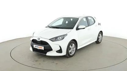 Gebraucht Toyota Yaris Hybrid Business Edition 2022 Weiß Limousine