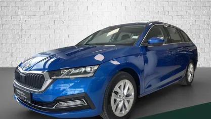 Usata Skoda Octavia Style 150 CV (110 kW) 2022 Blu Station wagon