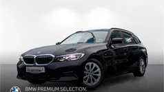Schwarz Gebraucht 2020 BMW 318 Sport Line Limousine | 21.900 € (Fairer Preis)