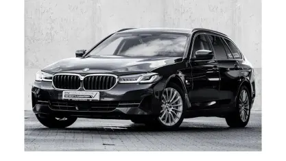 Używany BMW 530e Sport Line 292 KM (214 kW) 2022 Szary Kombi