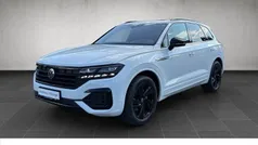 Weiß Gebraucht 2022 VW Touareg R-line SUV | 56.990 € (Fairer Preis)