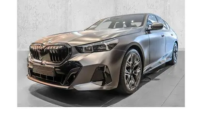 Gebraucht BMW 520 M Sport 197 PS (144 kW) 2025 Limousine