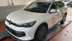 Weiß Gebraucht 2025 VW Tiguan Life SUV | 39.460 € (Fairer Preis)